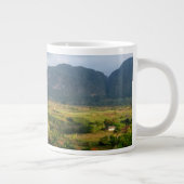 キューバのパノラマ渓谷風景 ジャンボコーヒーマグカップ (右)