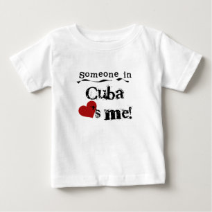キューバの誰かは私を愛します ベビーTシャツ