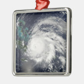 キューバ上空のハリケーンIke、ヒスパニオーラ メタルオーナメント (左)