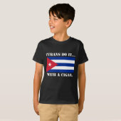 キューバ人は葉巻でやるのさ Tシャツ (正面フル)