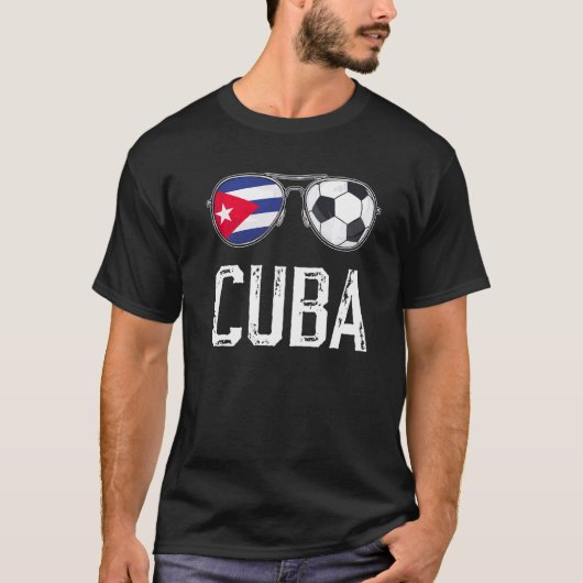 キューバ国旗とサッカーサングラスキューバファン Tシャツ (正面)