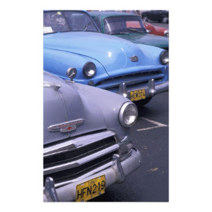 キューバ ハバナ クラシックな1950年代の自動車 フォトプリント