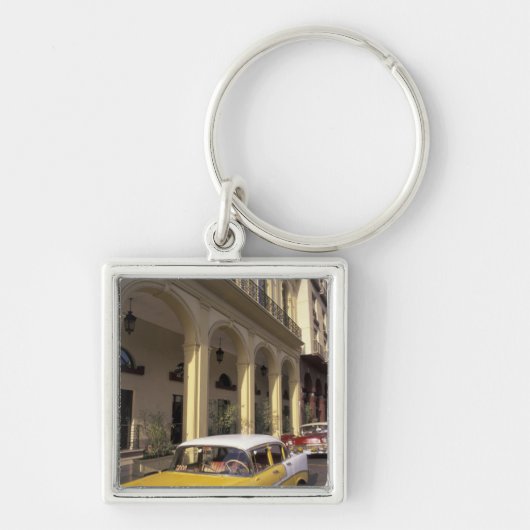 キューバ、ハバナ。1950カラフル年代のシェビー キーホルダー (正面)