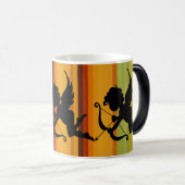 キューピッドシルエットエンジェルとハートデザイン モーフィングマグカップ (正面右)