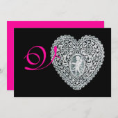 キューピッドレースハートモノグラム、ピンク明るい赤紫色 案内状 (正面/裏面)