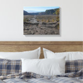キラウエアの乾燥溶岩ベッドの上にイキクレーター キャンバスプリント (インサイチュ (寝室))