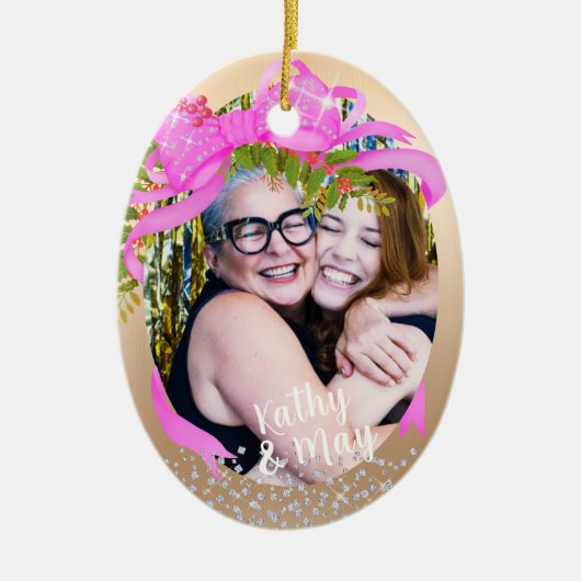 キラキラ輝くピンクリボンフォトクリスマス金ゴールド セラミックオーナメント (正面)