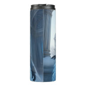 キラキラ輝く霜焼けの鎧を着た氷髷 タンブラー (裏面)