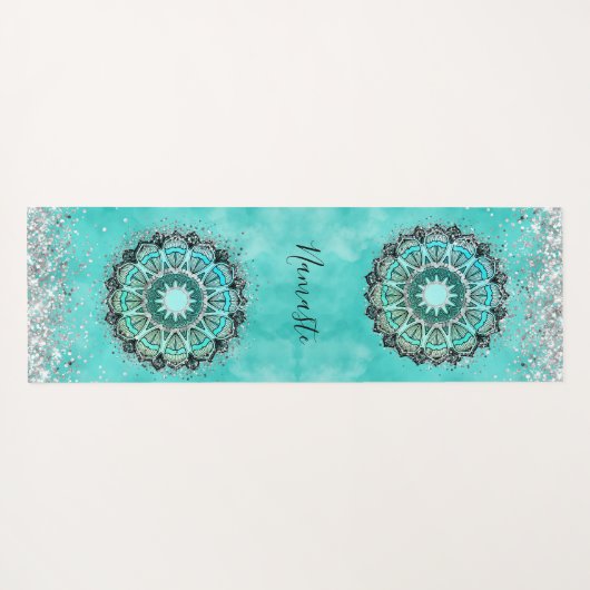 キラティパーソナライズされたブルロータマンダラオンティール（緑がかった色） ヨガマット (裏面(横))