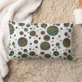 キラフェブラウンとティール(緑がかった色)プリント ランバークッション (ブランケット)