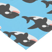 キラーおもしろいホエールオルカかわいい漫画イラストレーション ショートテーブルランナー (コーナー)