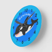 キラーおもしろいホエールオルカかわいい漫画イラストレーション ラウンド壁時計 (傾斜)