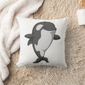 キラーホエールアットヨガフィットネスイン・スタンド クッション (ブランケット)