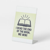 キリストの勝利 台座サイン (正面)