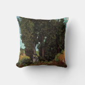 キリストの茨の冠（女性像２体付） by ヴィンセント・ヴァン・ゴッホ クッション (正面)