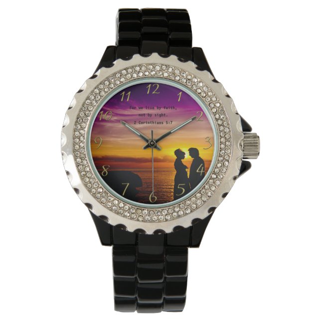 キリスト教の信仰は、2コリント5:7と十字架を結ぶ 腕時計 (正面)