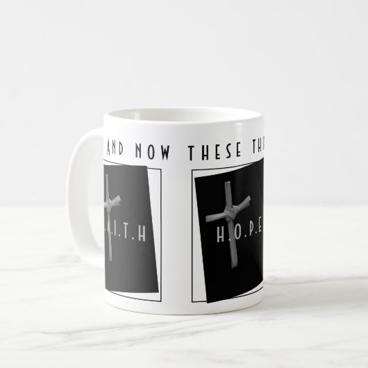 キリスト教の十字架と聖なる書物、 経典、信仰の希望と愛 コーヒーマグカップ (正面左)