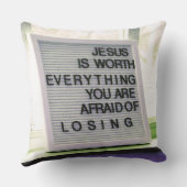 キリスト教の印は何でもイエスの価値がある クッション (裏面)