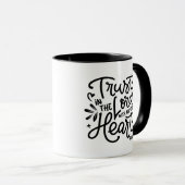 キリスト教の聖書の箴言3:5主への信頼 マグカップ (正面右)