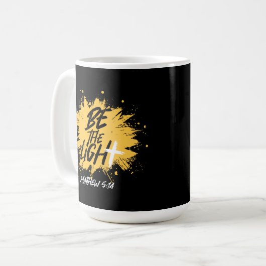 キリスト教の聖書の聖句は明るいマタイ5:14 コーヒーマグカップ (正面左)