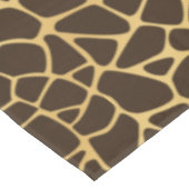 キリンによって斑点を付けられる背景 テーブルクロス (アングル)