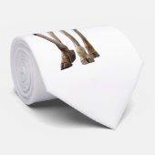 キリンによって示される先端の上のタイ。! ネクタイ (ロール)