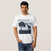 キリンに月がささやくとき Tシャツ (正面フル)