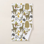 キリンのシームレスなパターン黄色の白い背 バスタオルセット (ハンドタオル)