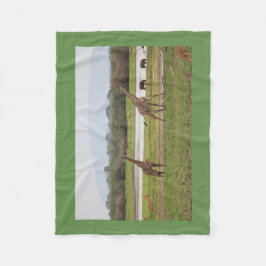 キリンはかわいい個人化します運命の運命を結び付けます フリースブランケット