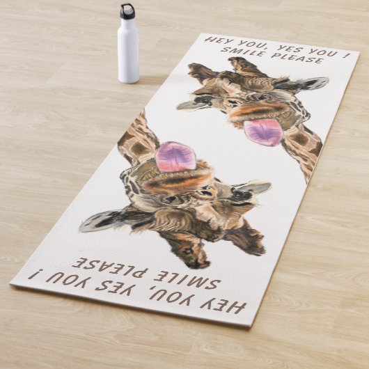 キリンよくはしゃぐ舌アウトヨガマットギフトおもしろい ヨガマット (インサイチュ)