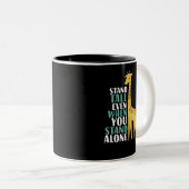 キリン感動的引用文は一人でも背が高い ツートーンマグカップ (正面右)