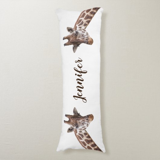 キリン・サファリの動物パーソナライズされた名 ボディピロー (正面縦)