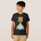キリン ノートパソコン Tシャツ (正面フル)