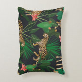 キリン、ヒョウ、ヴィンテージ動物のパターン。 アクセントクッション (正面(垂直))