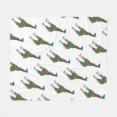 キリン・ブラウンとティール（緑がかった色）・シルエット フリースブランケット (正面(横))