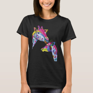 キリン・マママキラフェズ新しいママキキスをするベビー Tシャツ