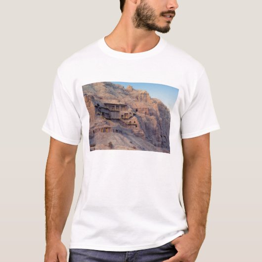 キルジル千仏洞、クチャ近郊 Tシャツ (正面)
