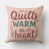 "キルツウォームザハート"コージーキルティングコテージコア クッション (正面)