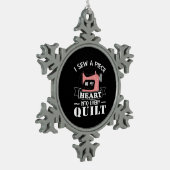 キルティングおもしろいギフト スノーフレークピューターオーナメント (左)