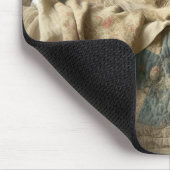 キルトの上で眠っている毛むくじゃらの犬 マウスパッド (コーナー)