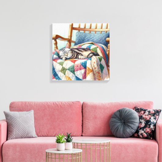 キルトの上で眠る甘い灰色の猫 キャンバスプリント (インサイチュ (リビング))