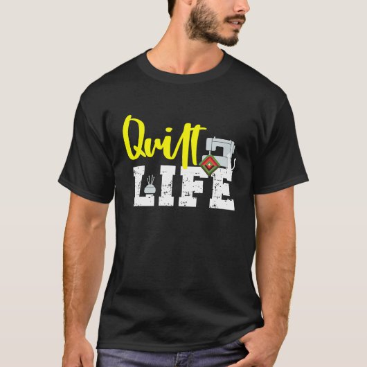 キルト人生を祝う猫とキルトのブロック Tシャツ (正面)