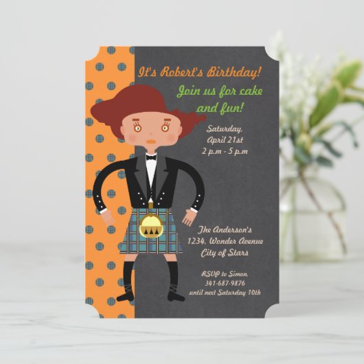 キルト誕生日パーティーを持つスコットランドの子供 招待状 (スタンド正面)