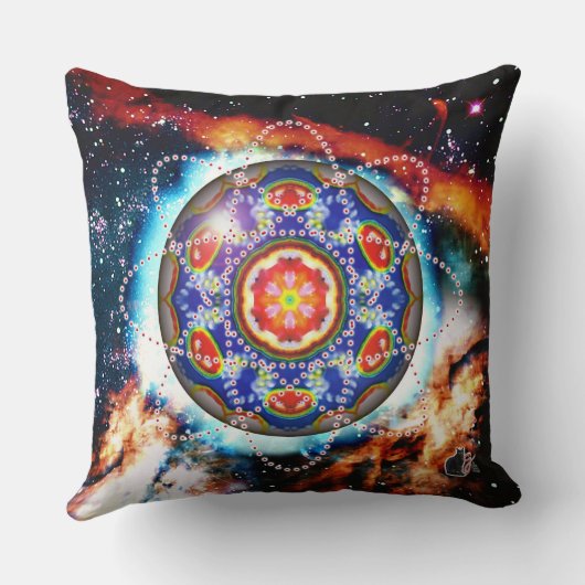 キロン・オルブズ クッション (裏面)