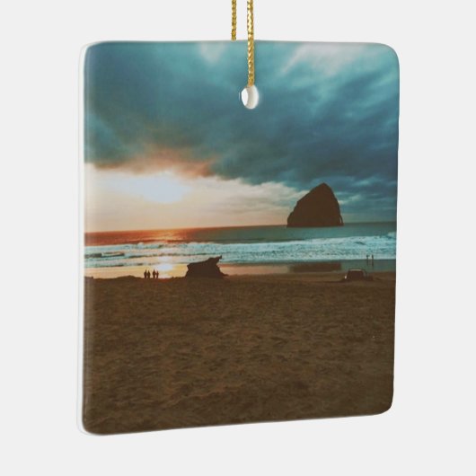 キワンダ岬 – パシフィックシティ – または セラミックオーナメント (右)