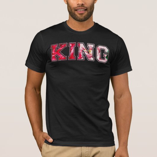 キングの文字のグラフィティスタイルのレタリング Tシャツ (正面)