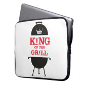 キングオブザグリル、白黒クラウンレッド ラップトップスリーブ (正面左)