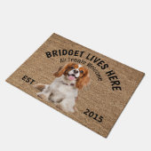 キングシャルルパーソナライズされたズ・キャリバリー犬派 ドアマット (アングル)