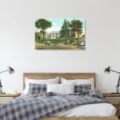 キングストン高校の外観 キャンバスプリント (インサイチュ (寝室))