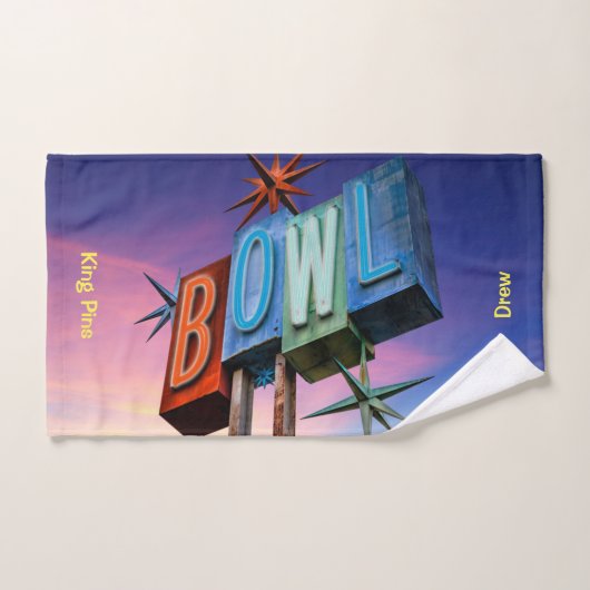 キングピンパーソナライズされたボーリングチームタオル ハンドタオル (ハンドタオル)